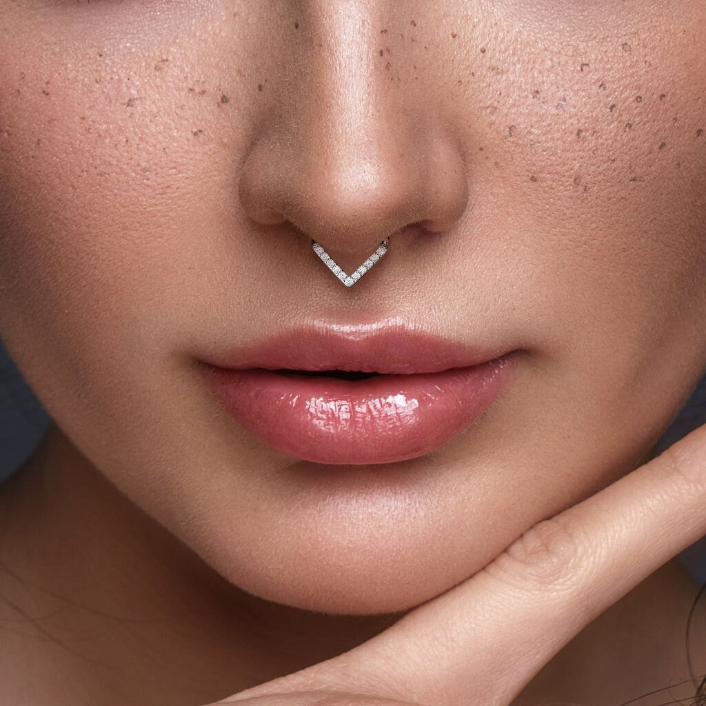 Implant Grade Titanium Hinged Segment Hoop Ring With Pave CZ Single Line Chevron, Teardrop, eptum, Cartilage, UK seller