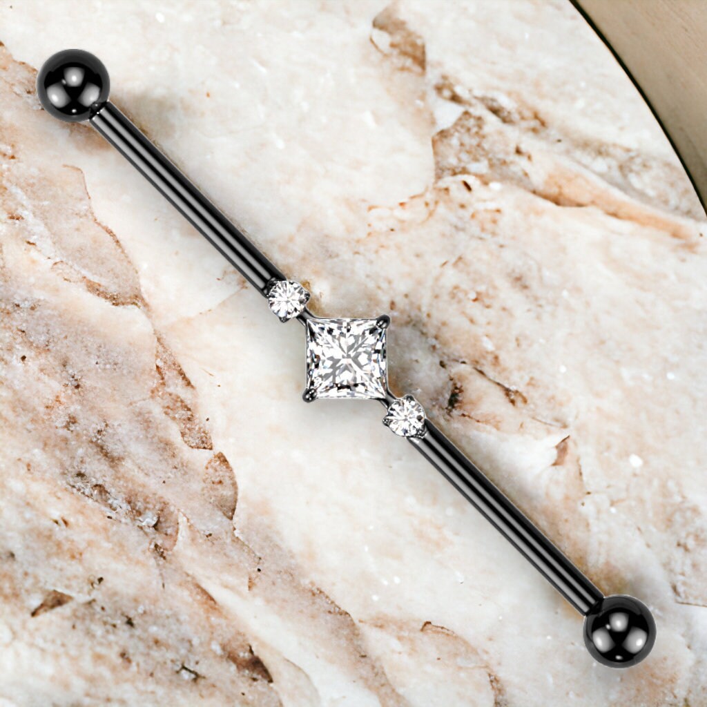 Implant grade titanium industrial/scaffold bar, Worldwide shipping, UK seller